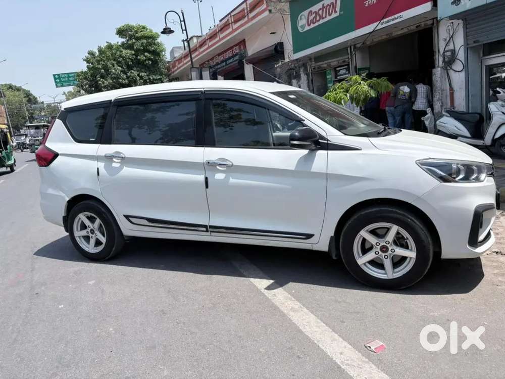 Maruti Suzuki Ertiga 2024 Cng & Hybrids 90000 Km Driven