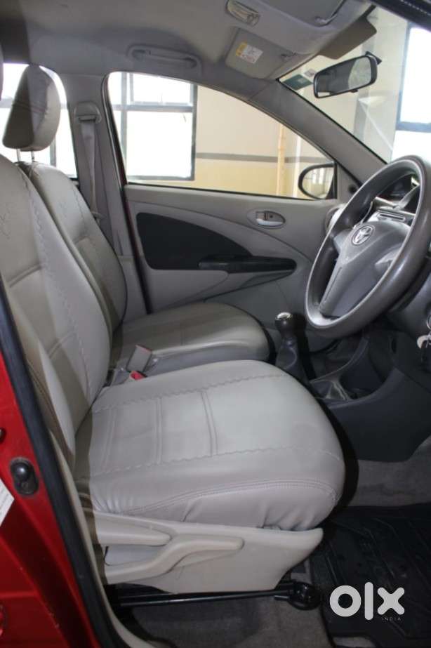 Toyota Etios Liva 2014-2016 V, 2016, Petrol