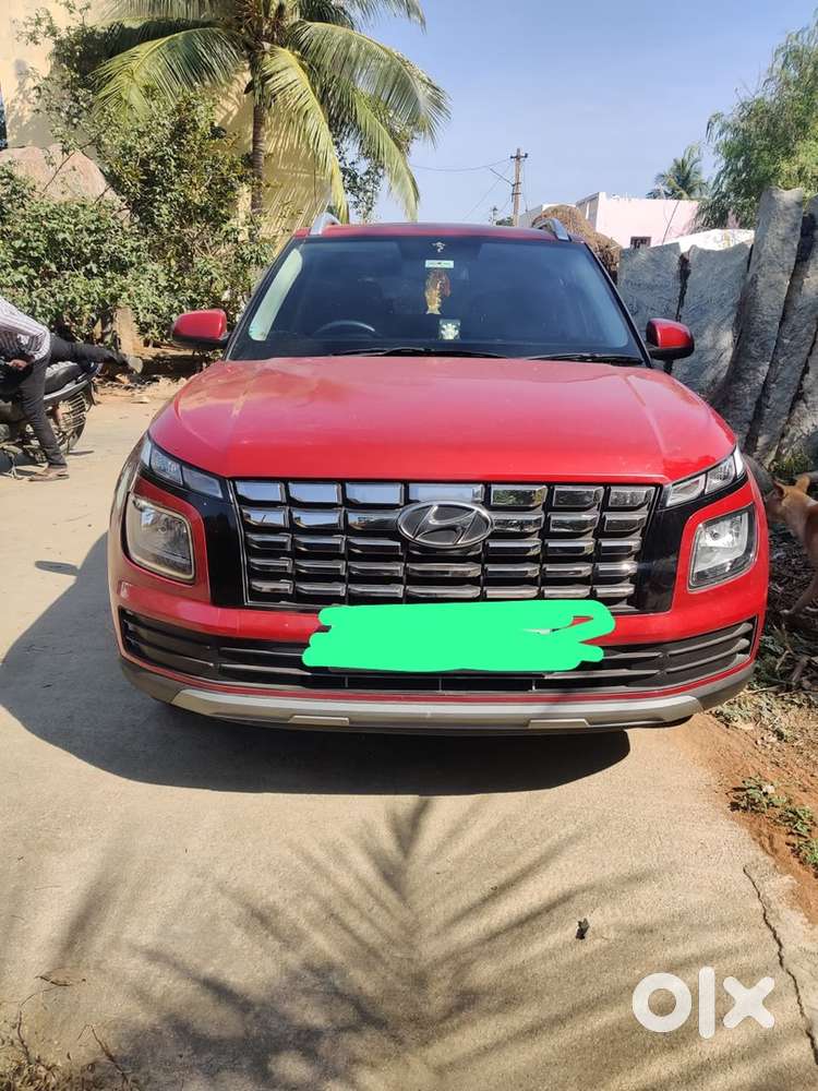 Hyundai Venue Petrol 2023