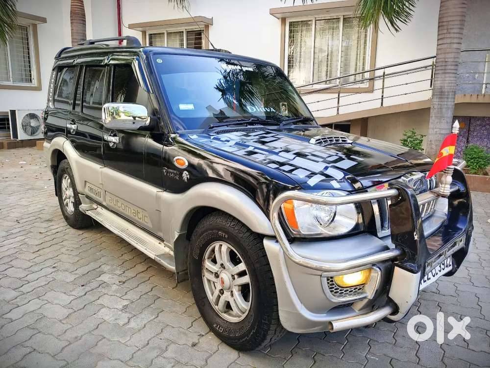 Mahindra Scorpio
Automatic 
2013 
Km. 1.38.000
Insurance Current