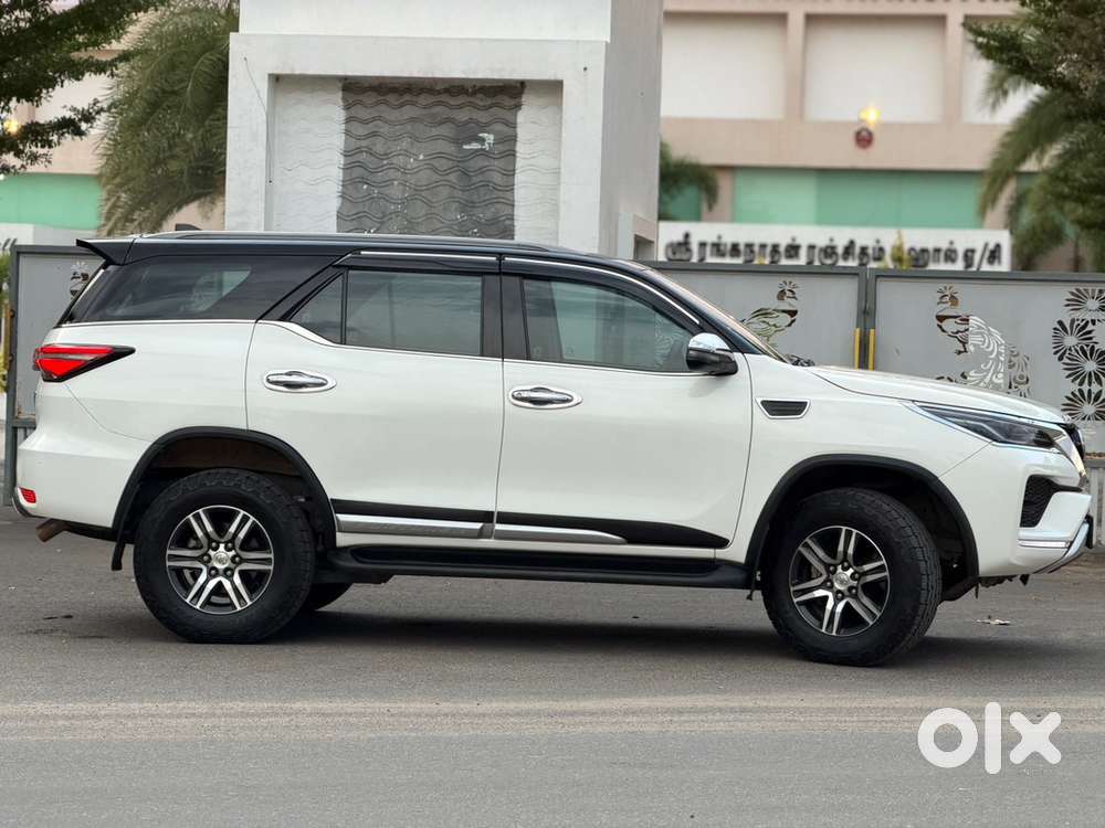 Toyota Fortuner Diesel 2024