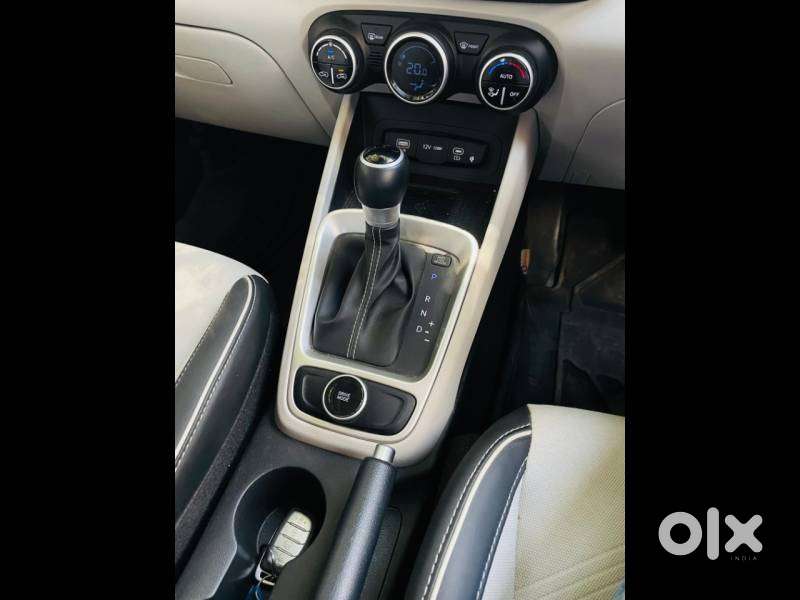 Hyundai Venue 1.0 Sx (o) Turbo Dct, 2024, Petrol