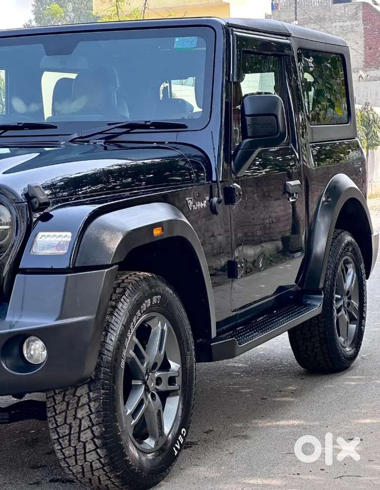 Thar 4*4 Mt Black