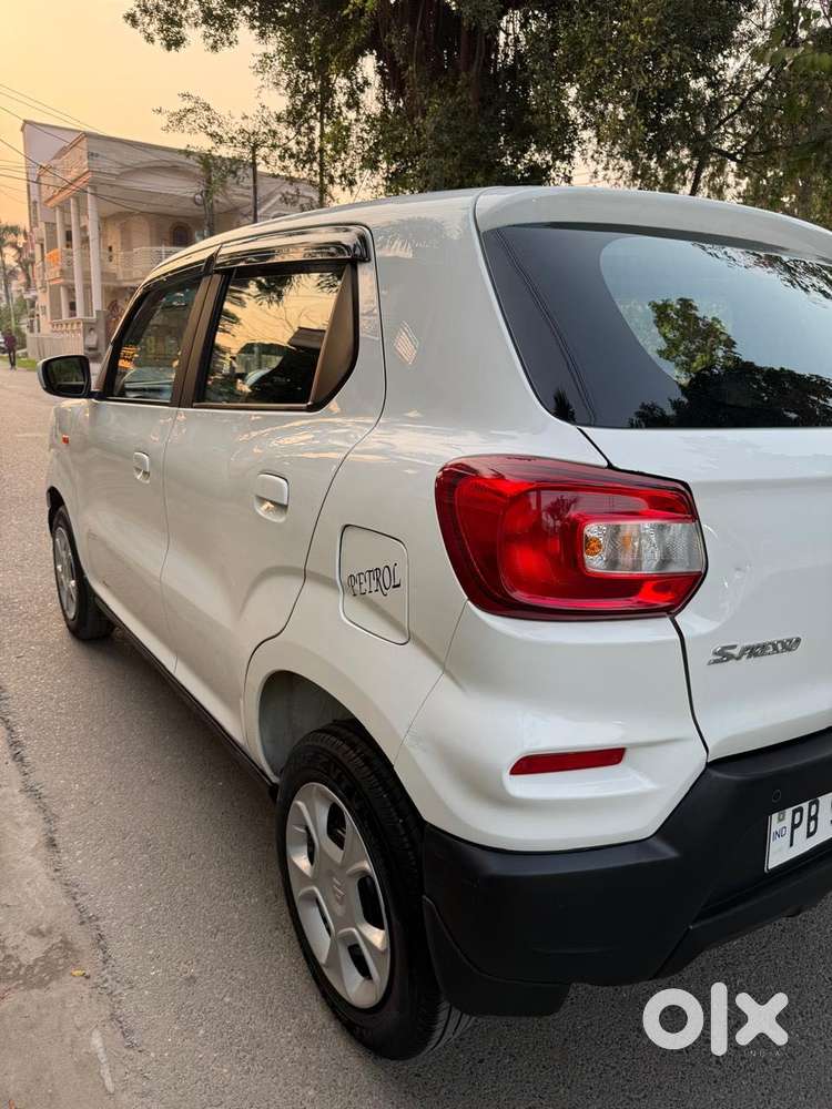 Maruti Suzuki S-presso Vxi Plus, 2022, Petrol