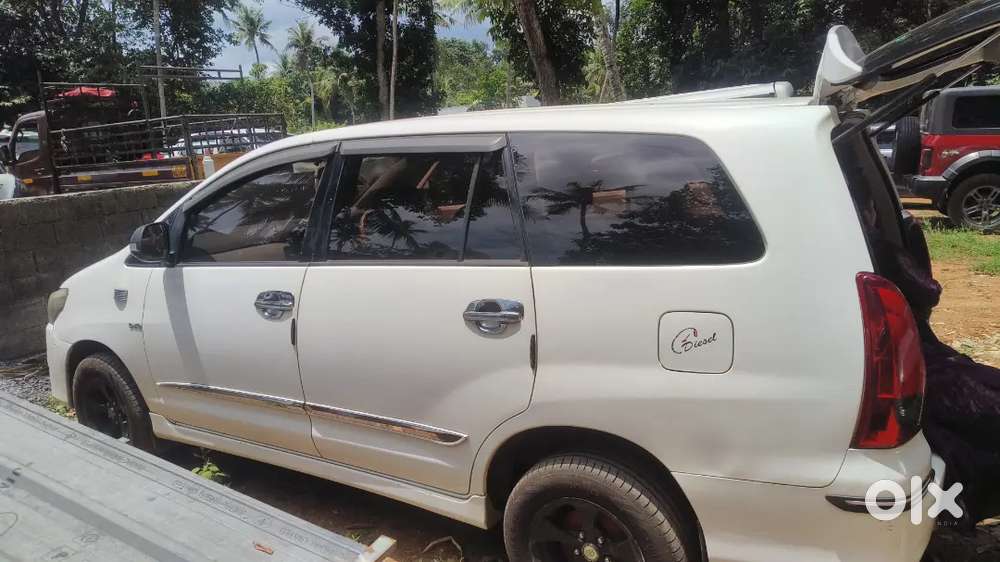 Toyota Innova Diesel 2013