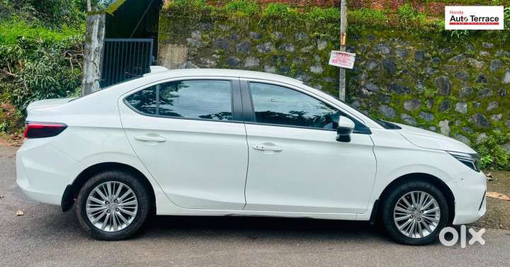 Honda City V Petrol Cvt, 2022, Petrol