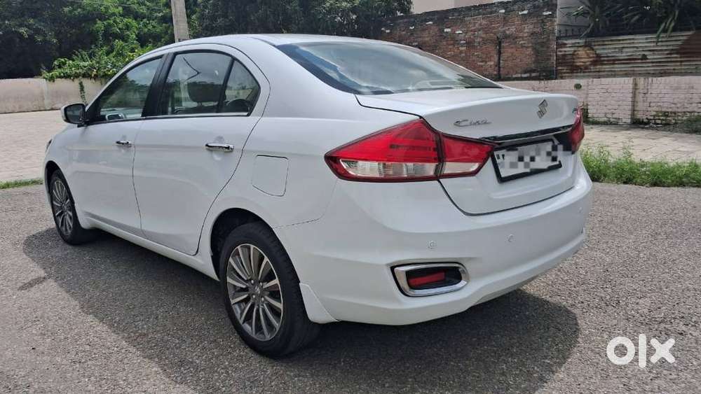 Maruti Suzuki Ciaz 1.5 Alpha Shvs Mt, 2020, Petrol