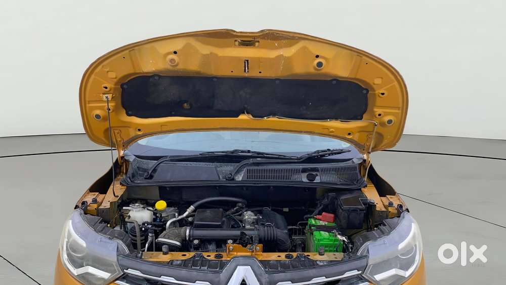 Renault Triber 1.0 Rxz Dual Tone, 2019, Petrol