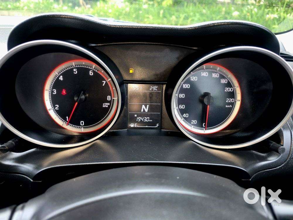 Maruti Suzuki Swift Amt Vxi, 2019, Petrol