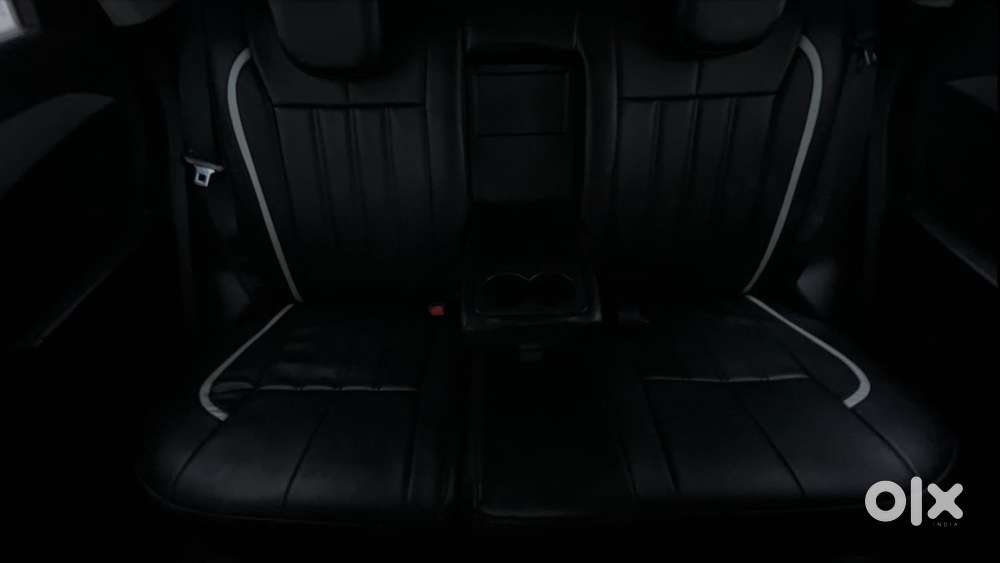 Maruti Suzuki Vitara Brezza 1.5 Zxi Plus At, 2020, Petrol