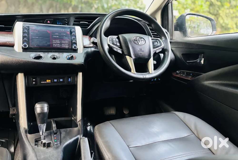 Toyota Innova Crysta [ ] 2.4 Gx At 7 Str, 2022, Diesel