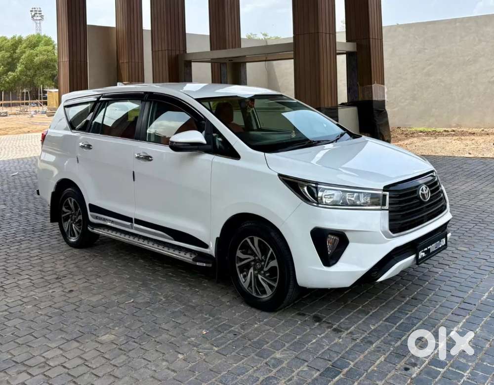 Toyota Innova Crysta G 8 Str, 2022, Diesel