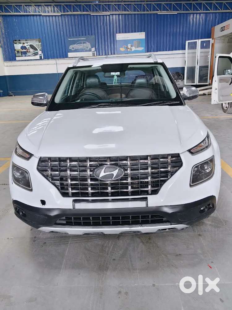 Hyundai Venue Crdi 2019 With Manual Transmission