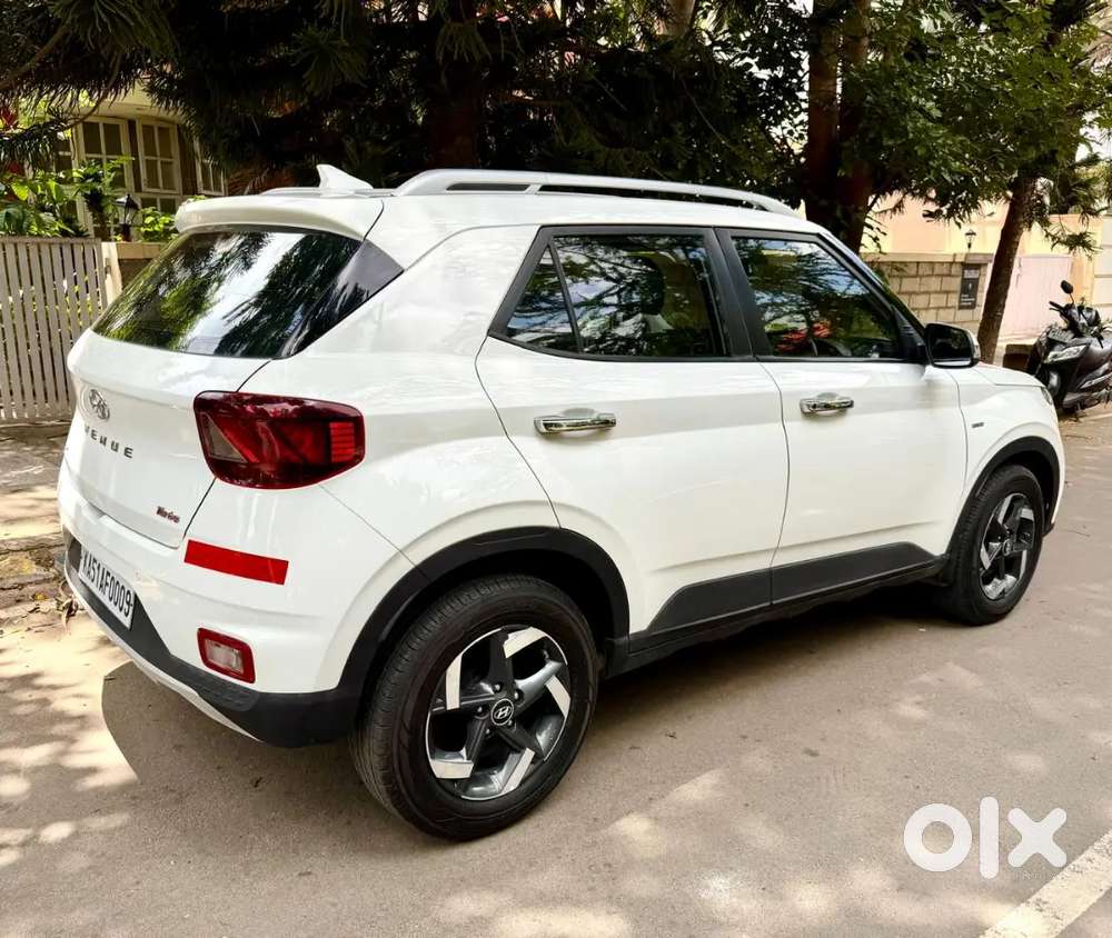 Hyundai Venue Automatic Turbo 2019