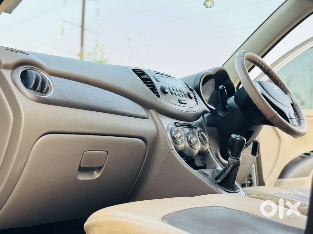 Hyundai I10 Sportz 1.1l, 2015, Petrol