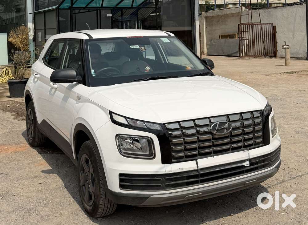 Hyundai Venue E 1.2 Petrol, 2025, Petrol