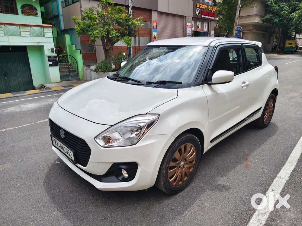 Maruti Suzuki Swift Vxi + Manual, 2020, Petrol