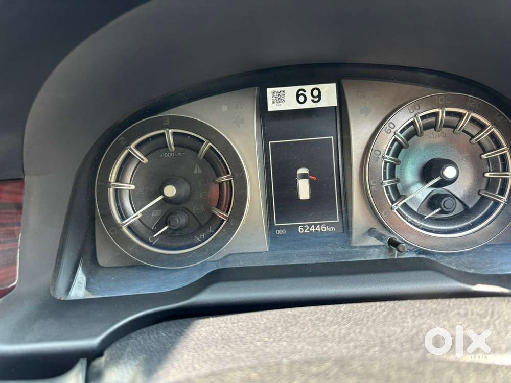 Toyota Innova Crysta 2018 Diesel 62446 Km Driven