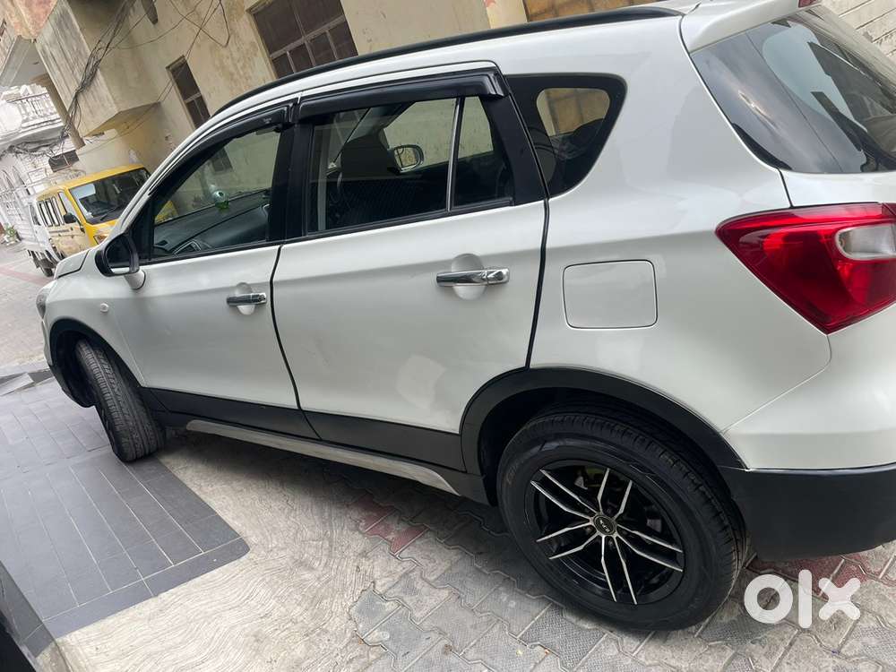 2016 Maruti Suzuki S-cross