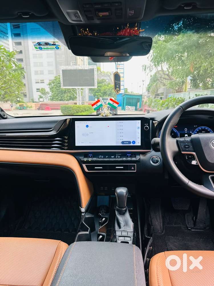 Toyota Camry Hybrid, 2026, Petrol
