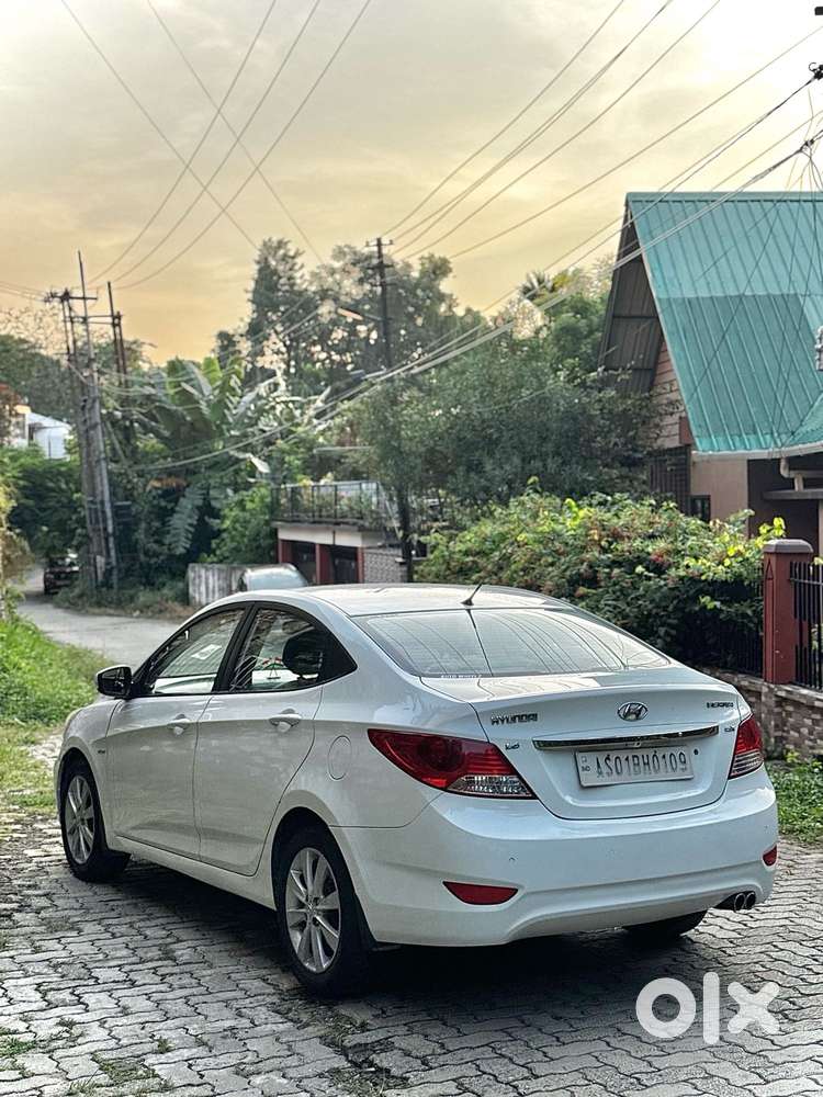Hyundai Verna 1.6 Sx Vtvt, 2014, Petrol