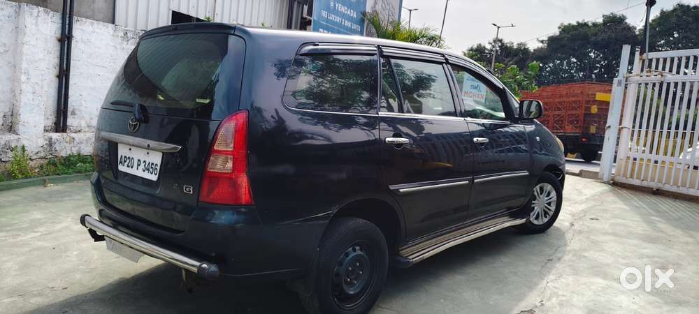 Toyota Innova Crysta 2.5z, 2006, Diesel