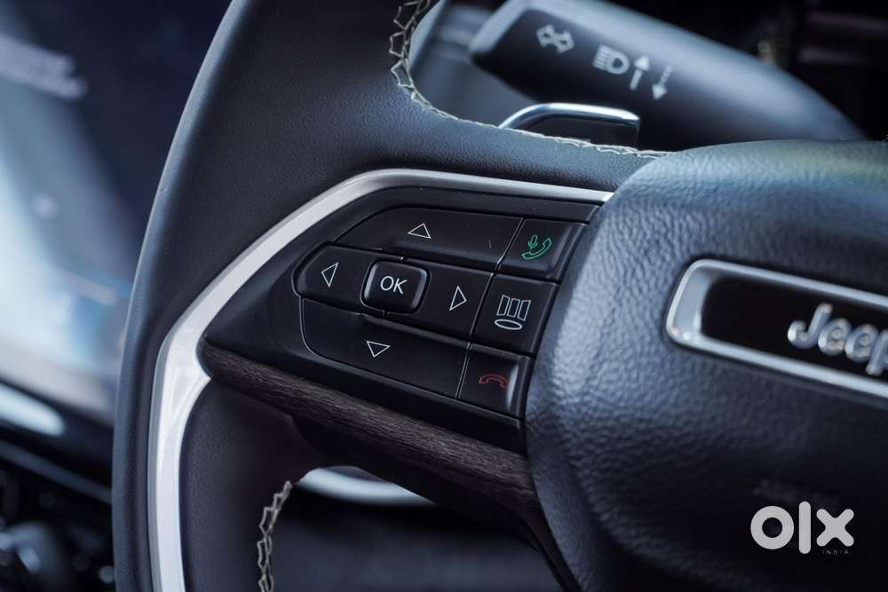 Jeep Grand Cherokee Limited (o) 4x4 At, 2023, Petrol