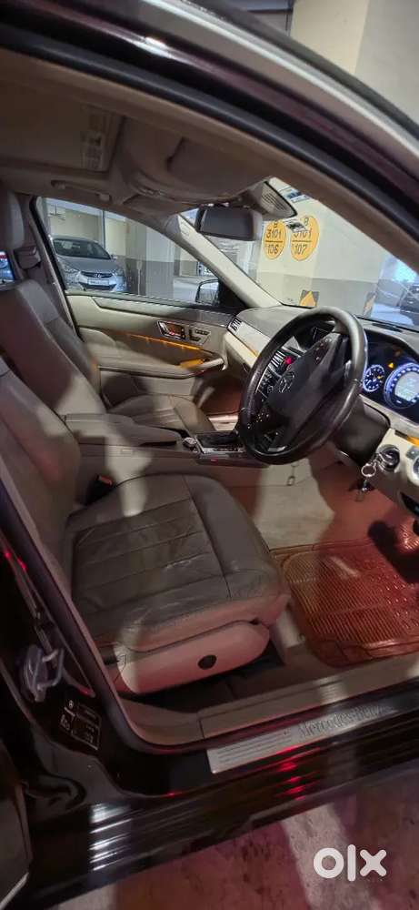Mercedes-benz E-class 2011