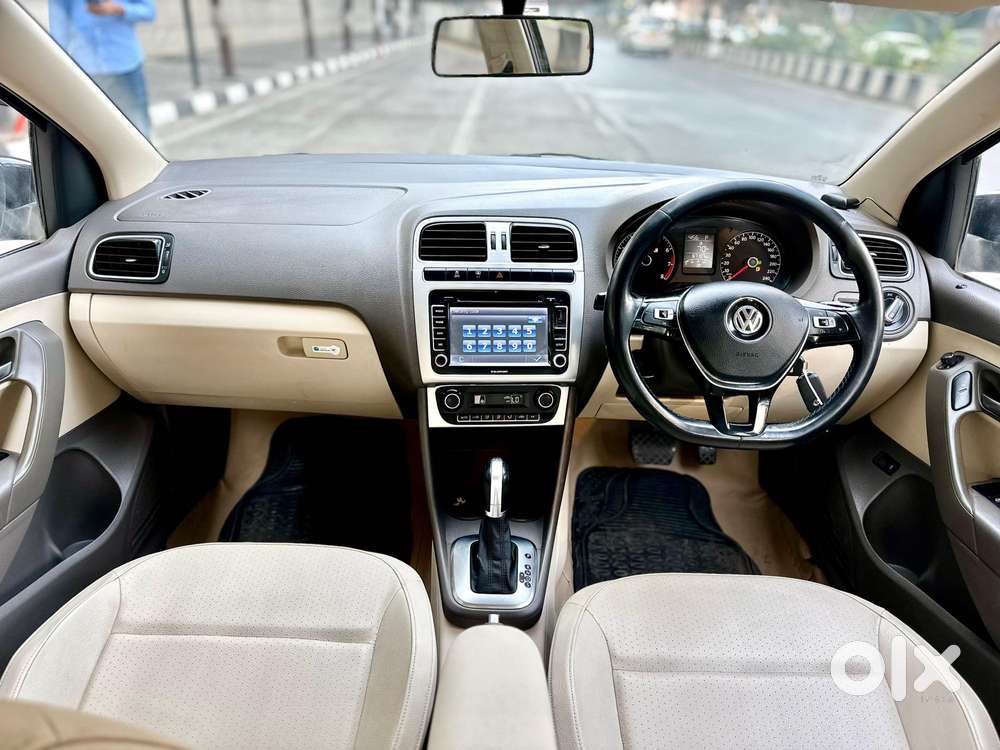 Volkswagen Vento 1.2 Tsi Highline Plus At, 2015, Petrol