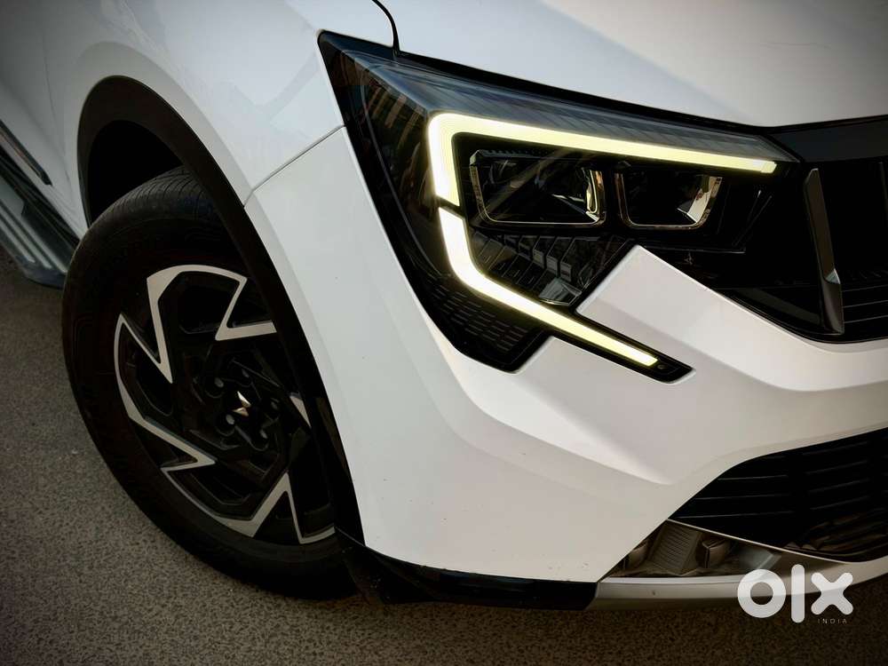 Mahindra Xuv 7xo Ax7, 2026, Petrol