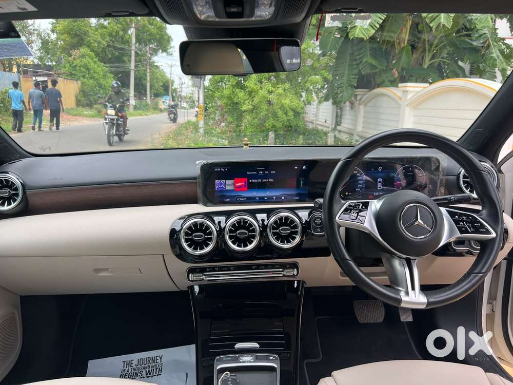 Mercedes-benz A-class Limousine 200, 2023, Petrol