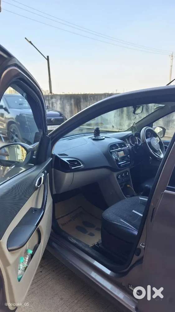 Tata Tiago Xz Petrol Excellent Condition/single Owner/well Maintained