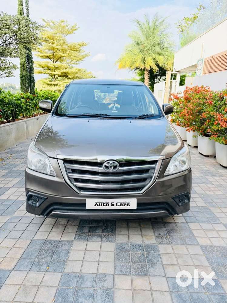 Toyota Innova 2.5 G (diesel) 7 Seater Bs Iv, 2015, Diesel