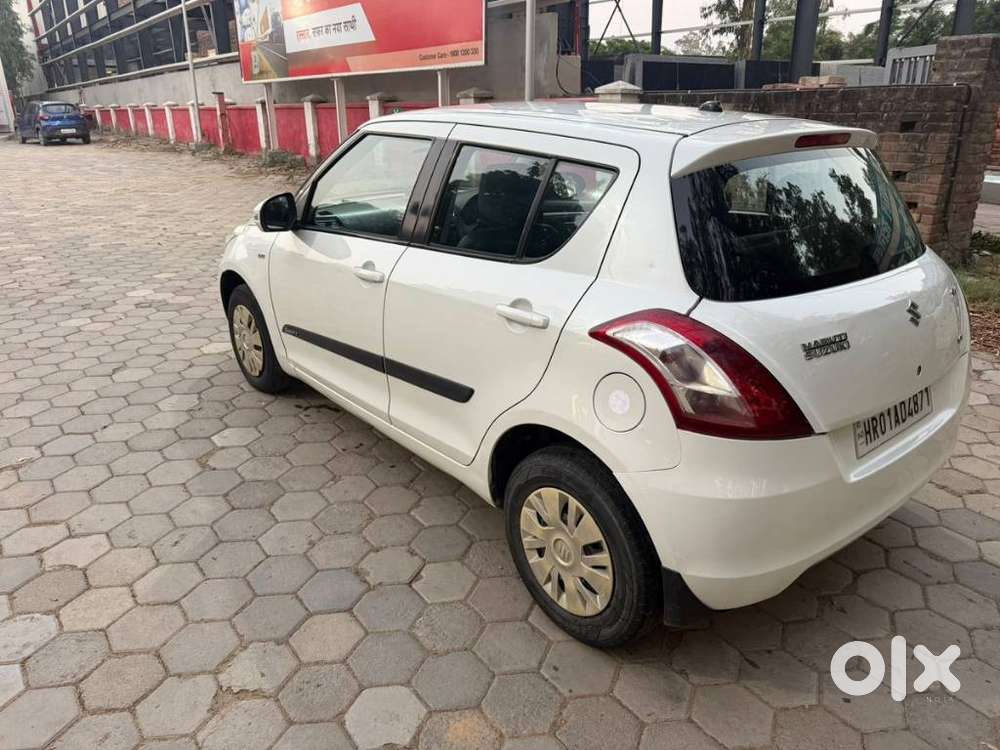 Maruti Suzuki Swift Vxi Optional, 2012, Petrol