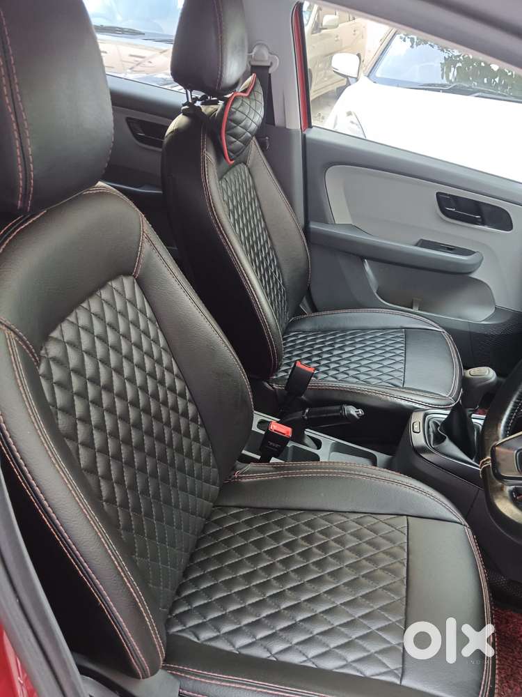 Tata Altroz 1.2 Xe, 2021, Petrol