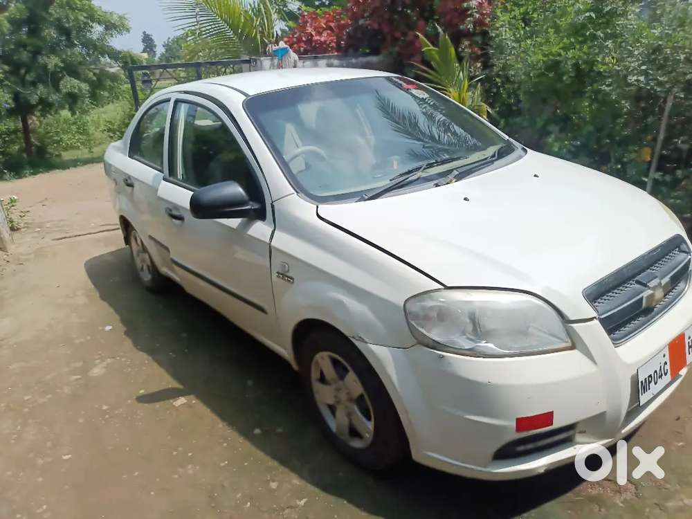 Car Good Condition Me Hai Engine, Tire, Battery Sab Achha Hai