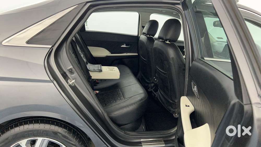 Hyundai Verna 1.5 Sx Petrol Mt, 2024, Petrol