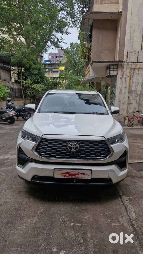 Toyota Innova Hycross 2.0 Zx Hybrid 7 Str, 2023, Petrol