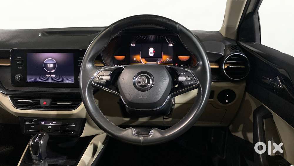 Skoda Slavia 1.0 Tsi Style At, 2023, Petrol