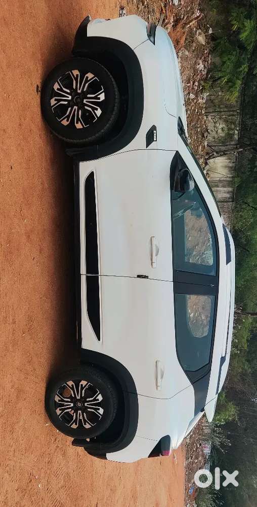Top Model Good Condition Rarely Used Vehicle
