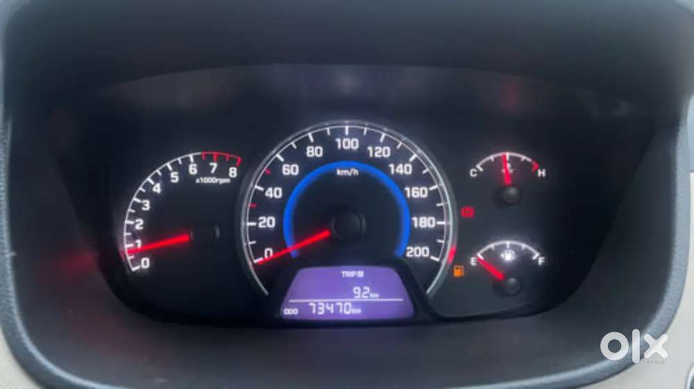 Hyundai Grand I10 Sportz 2014 Car