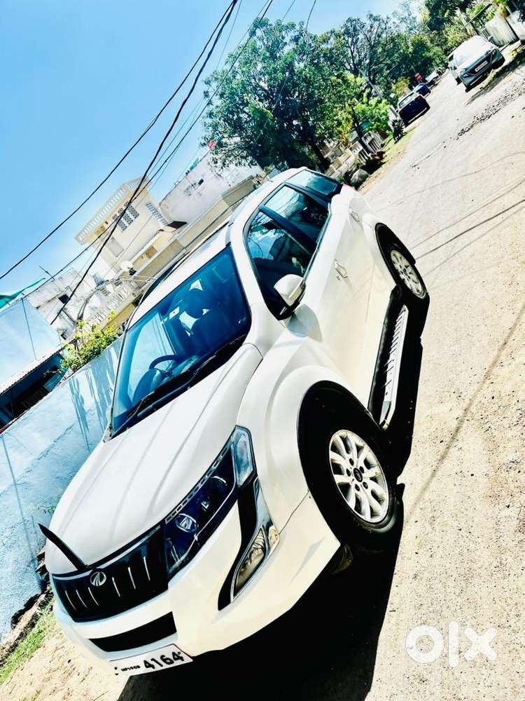 Mahindra Xuv500 2016 Diesel Well Maintained New Condition Top Model