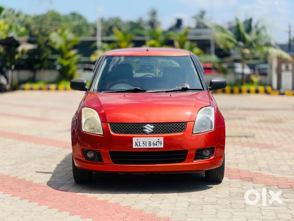 Maruti Suzuki Swift Vxi, 2011, Petrol