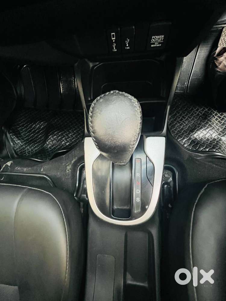 Top Model Automatic Honda Jazz