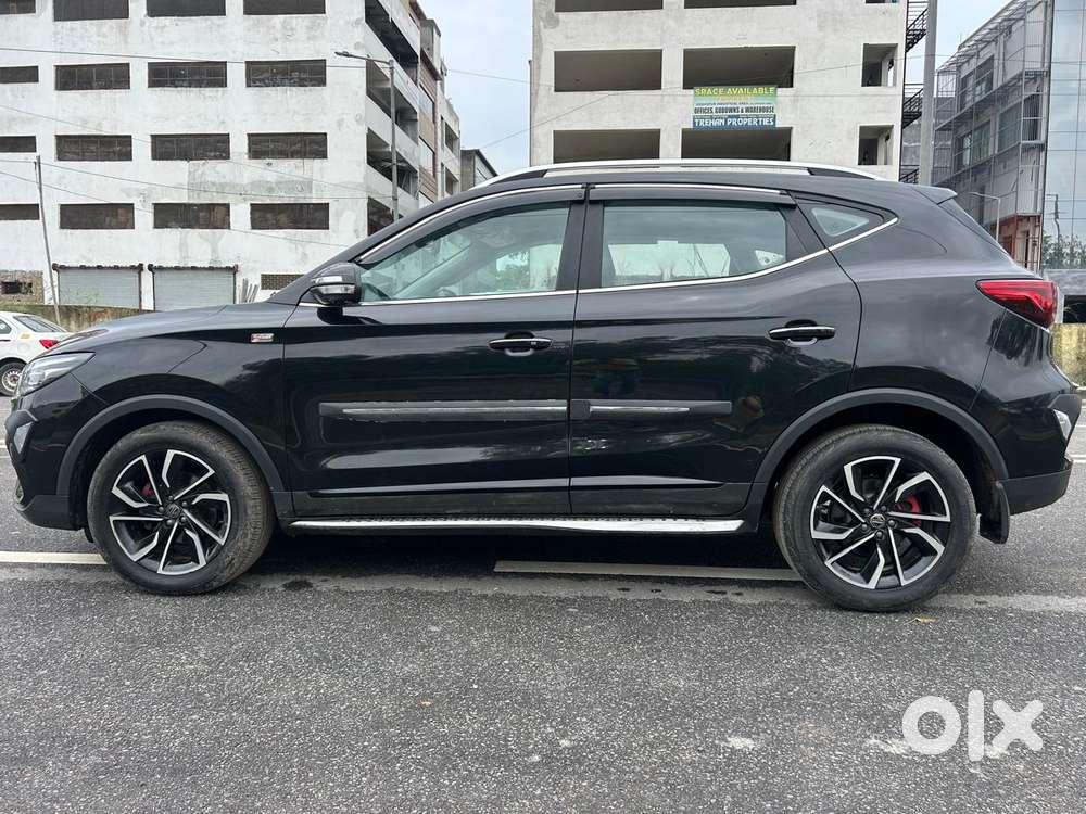 Mg Astor 1.5 Savvy Cvt S Red, 2023, Petrol