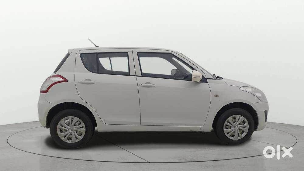 Maruti Suzuki Swift 1.2 Lxi (o), 2015, Petrol