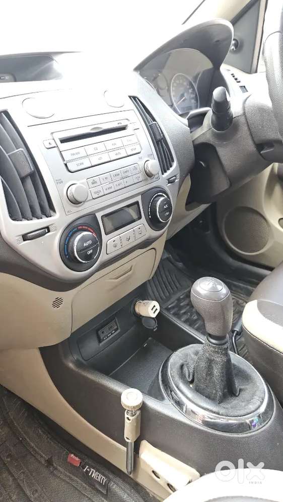 Hyundai I20 2012 Diesel Well Maintained Army Person Car