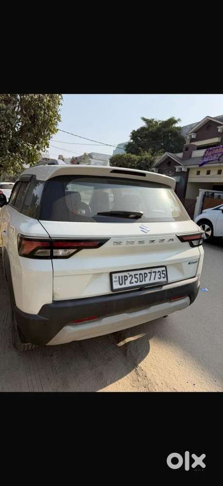 Maruti Suzuki Brezza 2022 Cng & Hybrids 27100 Km Driven
