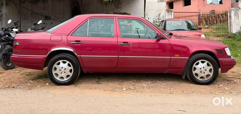 Mercedes Benz 1995 W124 E 300d
