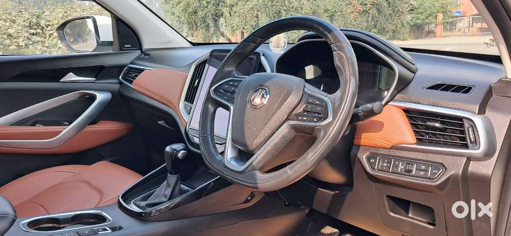 Mg Hector Plus 1.5 Sharp Turbo Cvt 6 Str, 2022, Petrol